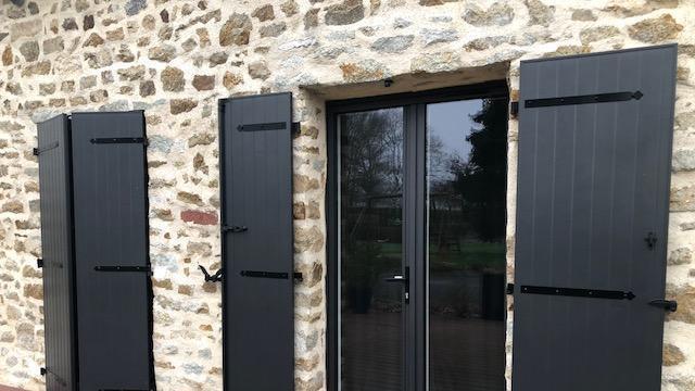 Volets battants aluminium