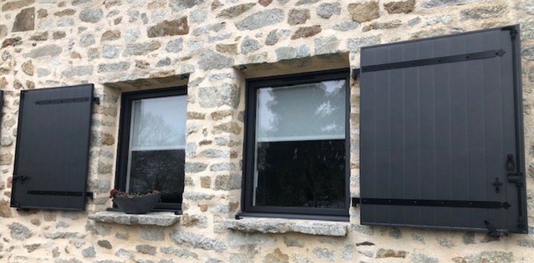 pose de menuiseries sur b&acirc;ti ancien