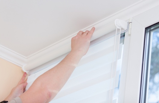 Store intérieur (facile à poser)