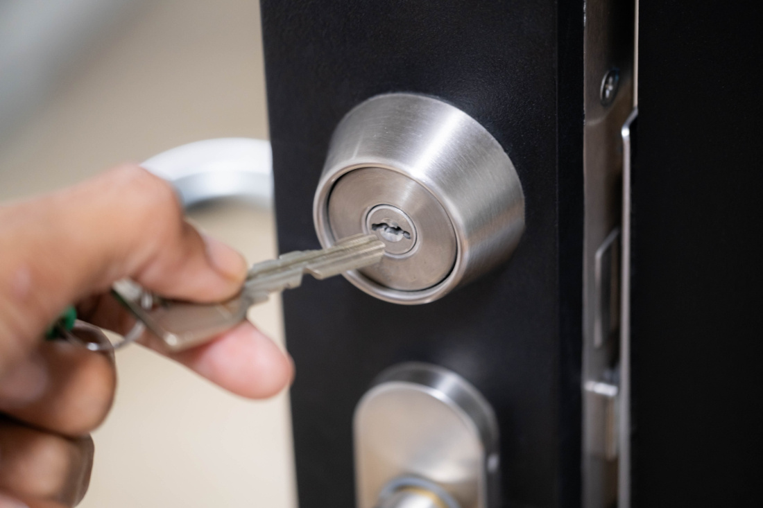 Changer la serrure de sa porte d'entr&eacute;e